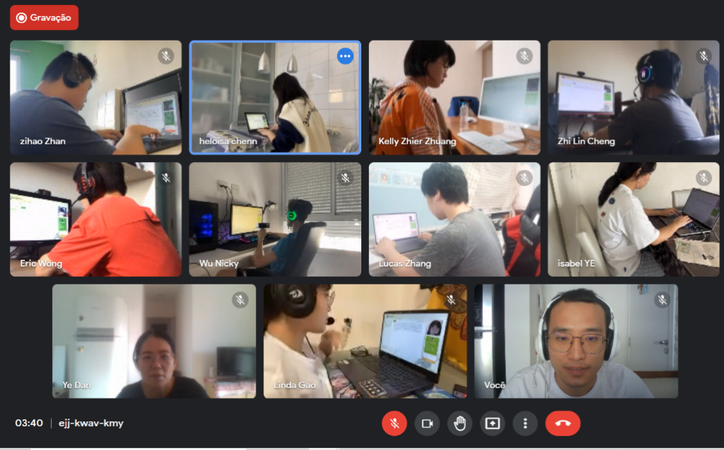 图形用户界面, 应用程序描述已自动生成